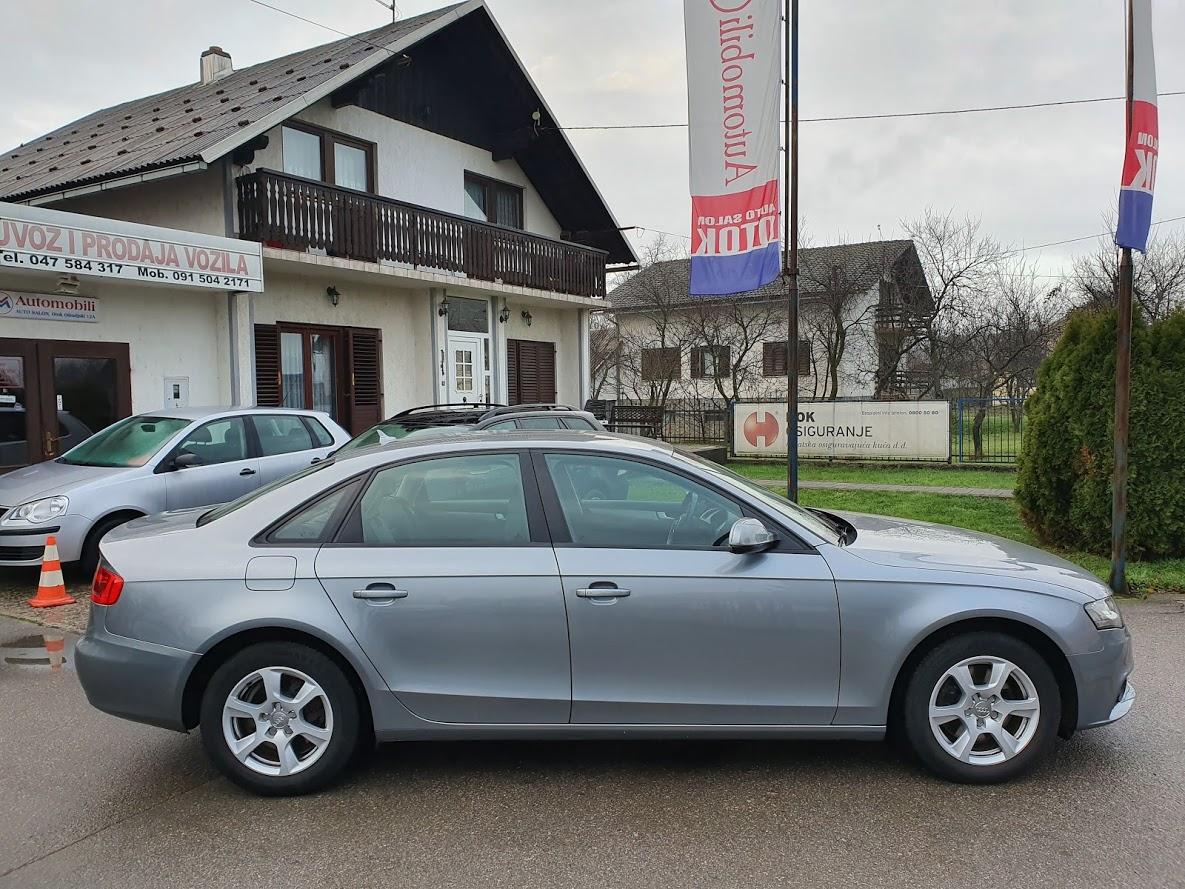 Audi A4 2,0 TDI - koža